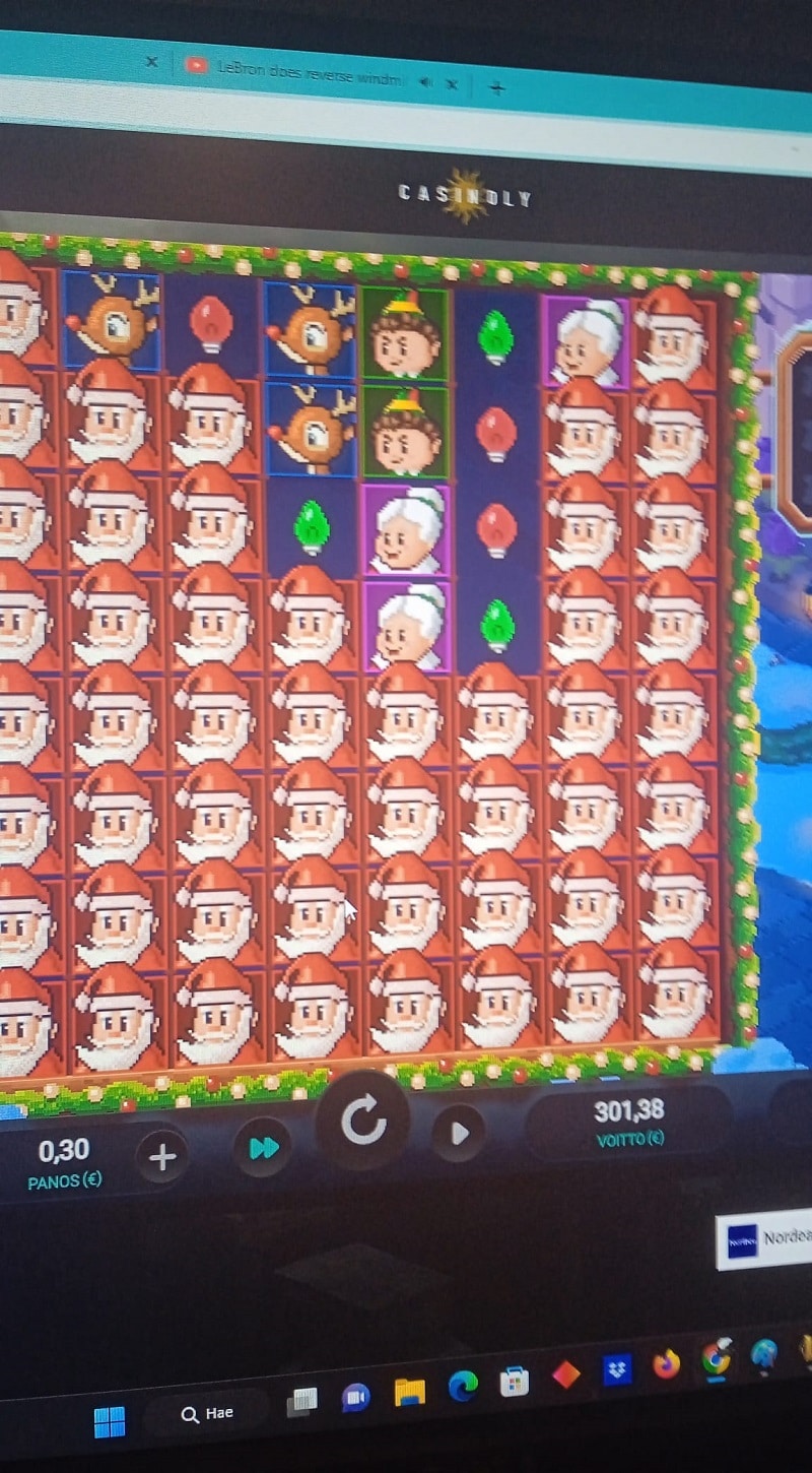 Santa's Stack Casino win picture by Minkkiz 301.88€ 1006.3x 3.12.2022 Casinoly